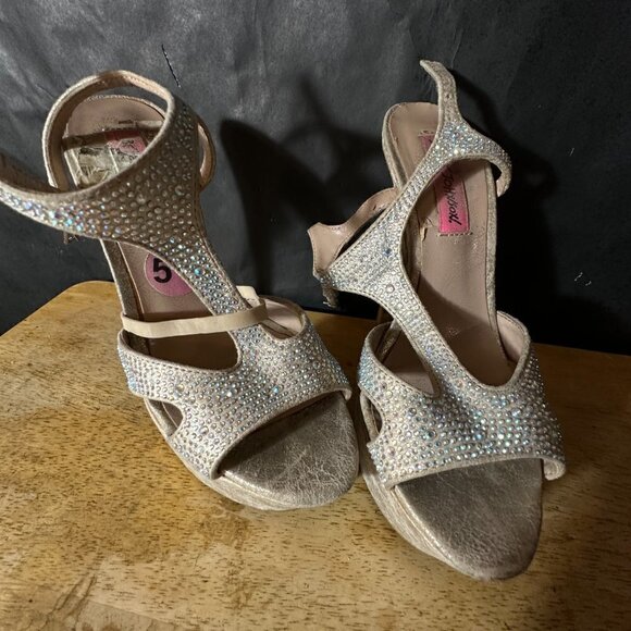 Betsey Johnson size 5.5 high Heels Aura shoes Crystal Rhinestone - Picture 4 of 10